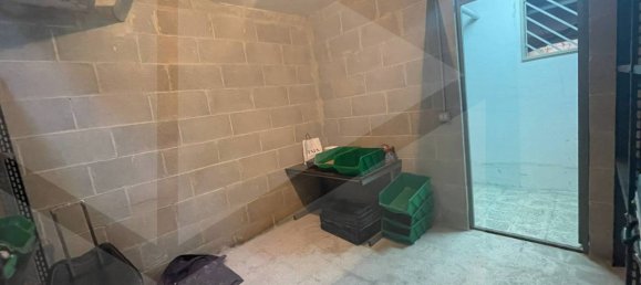 Propiedad comercial de 1 habitación en Bari, Italy No. 34338 7