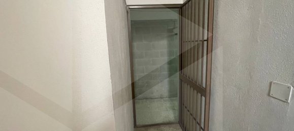 Propiedad comercial de 1 habitación en Bari, Italy No. 34338 9