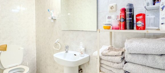 4 bedrooms Villa in Estepona, Spain No. 23626 15