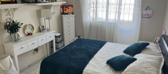 4 bedrooms Villa in Estepona, Spain No. 23626 17