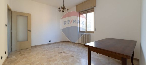 2-salle Appartement à Cassina de' Pecchi, Italy No. 94497 12