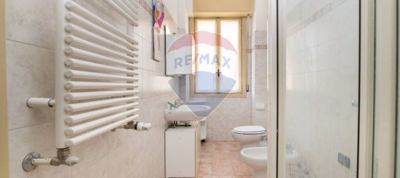 2-salle Appartement à Cassina de' Pecchi, Italy No. 94497 4