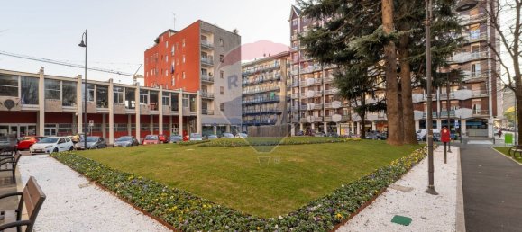 2-salle Appartement à Cassina de' Pecchi, Italy No. 94497 19