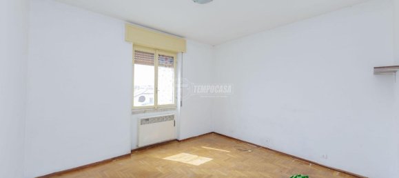 2 rooms Apartment in Linarolo, Italy No. 159731 9