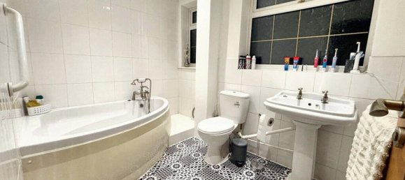 Дом с 4 спальнями в Дартфорд, Великобритания № 4918 17