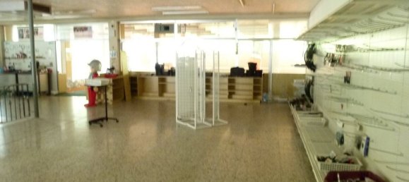 Коммерческая недвижимость 2500м² в Altenkirchen, Германия № 130487 3