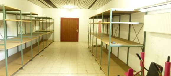 Коммерческая недвижимость 2500м² в Altenkirchen, Германия № 130487 17