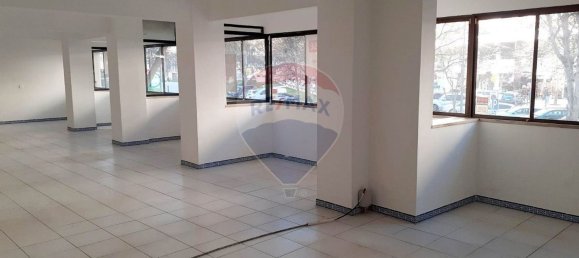 Propiedad comercial en Albufeira, Portugal 346 m² No. 70534 9