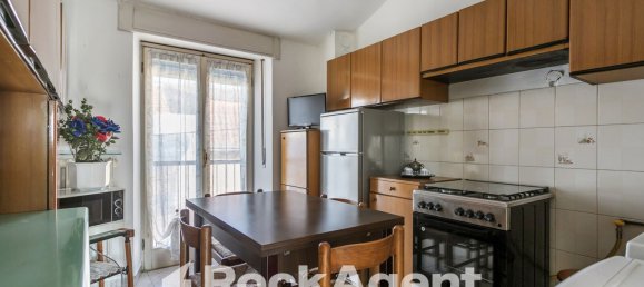 3 rooms Apartment in Terno d'Isola, Italy No. 98175 4