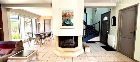 3 Schlafzimmer Haus in Vineuil-Saint-Firmin, France, Nr. 86592 2