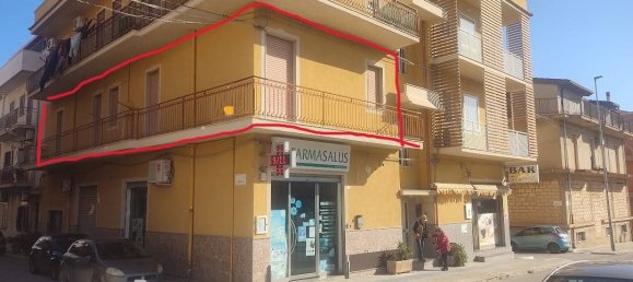 4 Schlafzimmer Wohnung in Rosolini, Italy, Nr. 348934 2