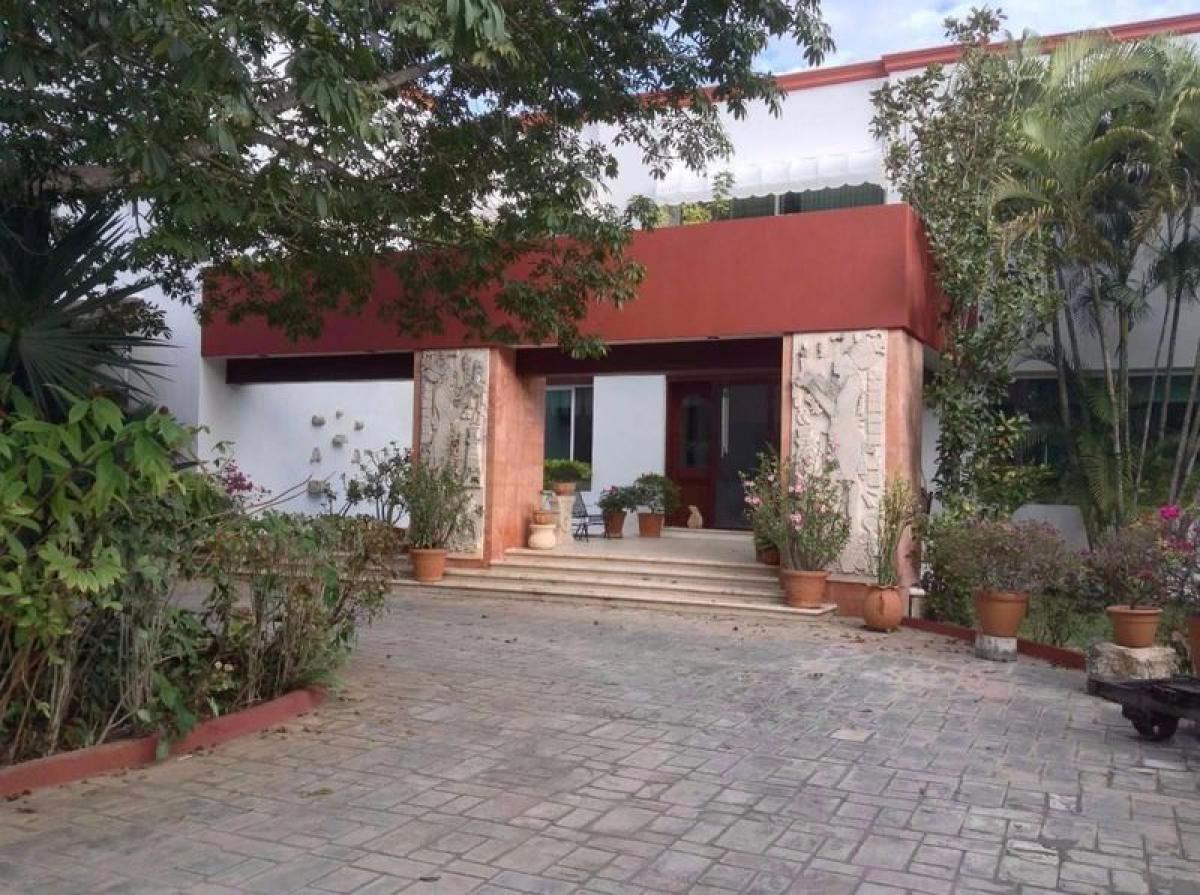 Дом с 4 спальнями в Мерида, Мексика № 151320