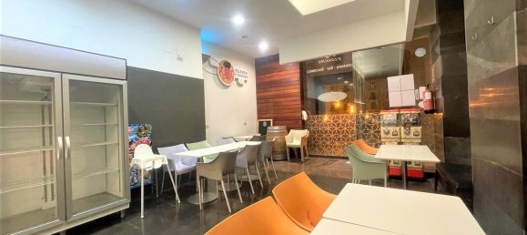 132m² Commercial property in Chartered Community of Navarre, Spain No. 34347 5