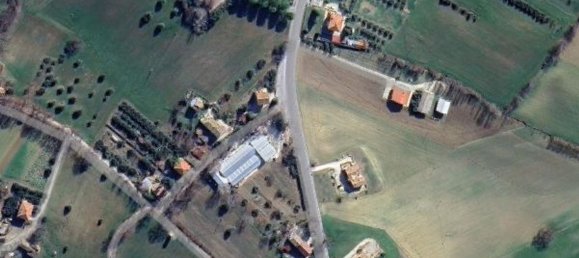 6 rooms Apartment in Treia, Italy No. 96751 4