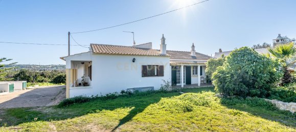 4 bedrooms House in Lagoa, Portugal No. 123614 3