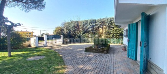 3 bedrooms Villa in Castel Guelfo di Bologna, Italy No. 332464 8