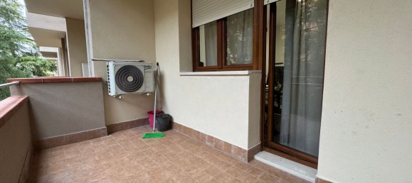 9 rooms Apartment in Penne, Italy No. 254768 15