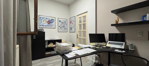 9 rooms Apartment in Penne, Italy No. 254768 12