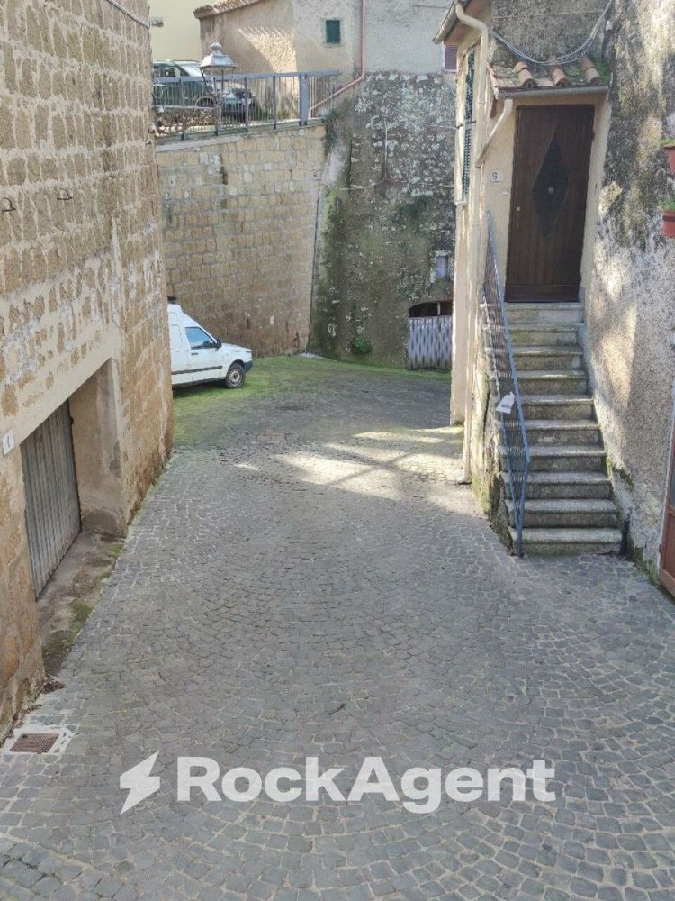 2غرفة شقة في Cellere, Italy رقم 190710