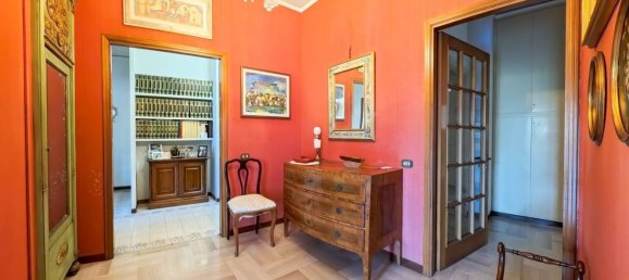 8 bedrooms Apartment in Florence, Italy No. 380208 22