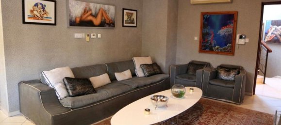 6 bedrooms Villa in Nicosia, Cyprus No. 2114 6