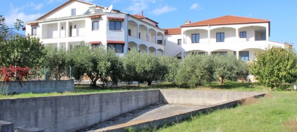 2700m² Townhouse in Pieria, Greece No. 2739 4