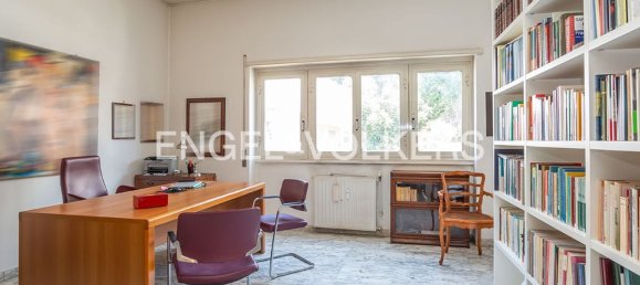4 rooms Apartment in Rome, Italy No. 131277 5