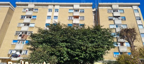 2 bedrooms Apartment in Solaro, Italy No. 189896 4