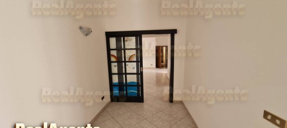 2 bedrooms Apartment in Solaro, Italy No. 189896 10