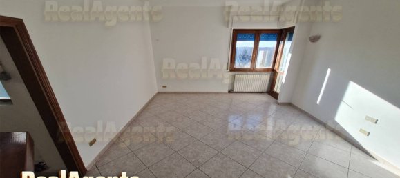 2 bedrooms Apartment in Solaro, Italy No. 189896 27