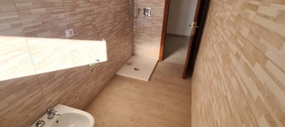 2 bedrooms Apartment in Solaro, Italy No. 189896 21
