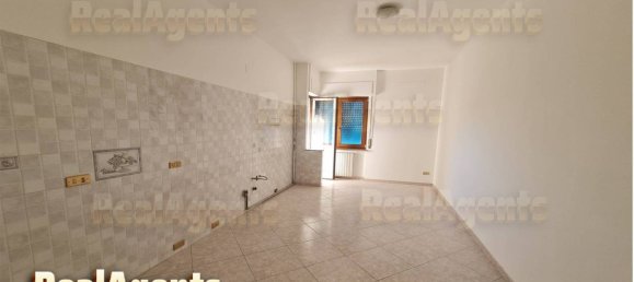 2 bedrooms Apartment in Solaro, Italy No. 189896 18