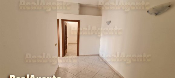2 bedrooms Apartment in Solaro, Italy No. 189896 13