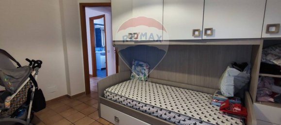 Квартира с 5 комнатами в Кальтаджироне, Италия № 106088 19