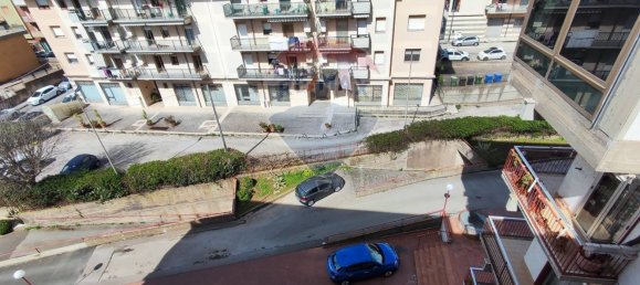 Квартира с 5 комнатами в Кальтаджироне, Италия № 106088 32