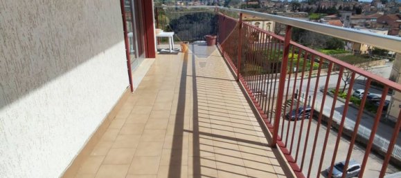 Квартира с 5 комнатами в Кальтаджироне, Италия № 106088 11