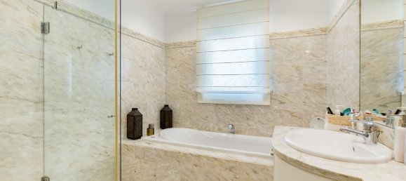 Квартира с 4 спальнями в Кашкайш, Португалия № 127293 19