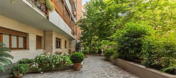 6 Schlafzimmer Wohnung in Modena, Italy, Nr. 381664 2