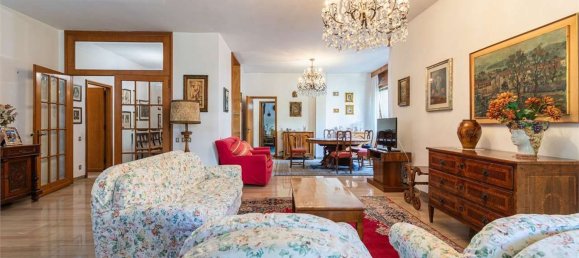6 Schlafzimmer Wohnung in Modena, Italy, Nr. 381664 10