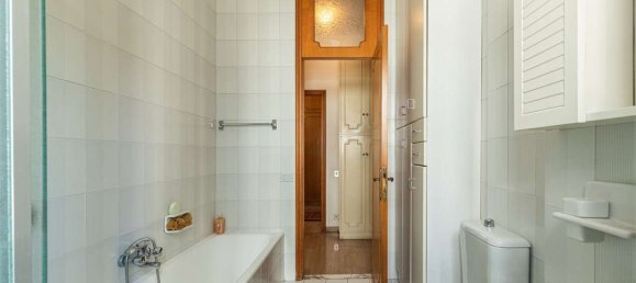 6 Schlafzimmer Wohnung in Modena, Italy, Nr. 381664 19