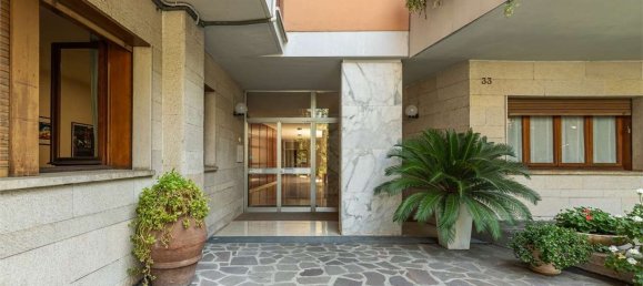 6 Schlafzimmer Wohnung in Modena, Italy, Nr. 381664 3