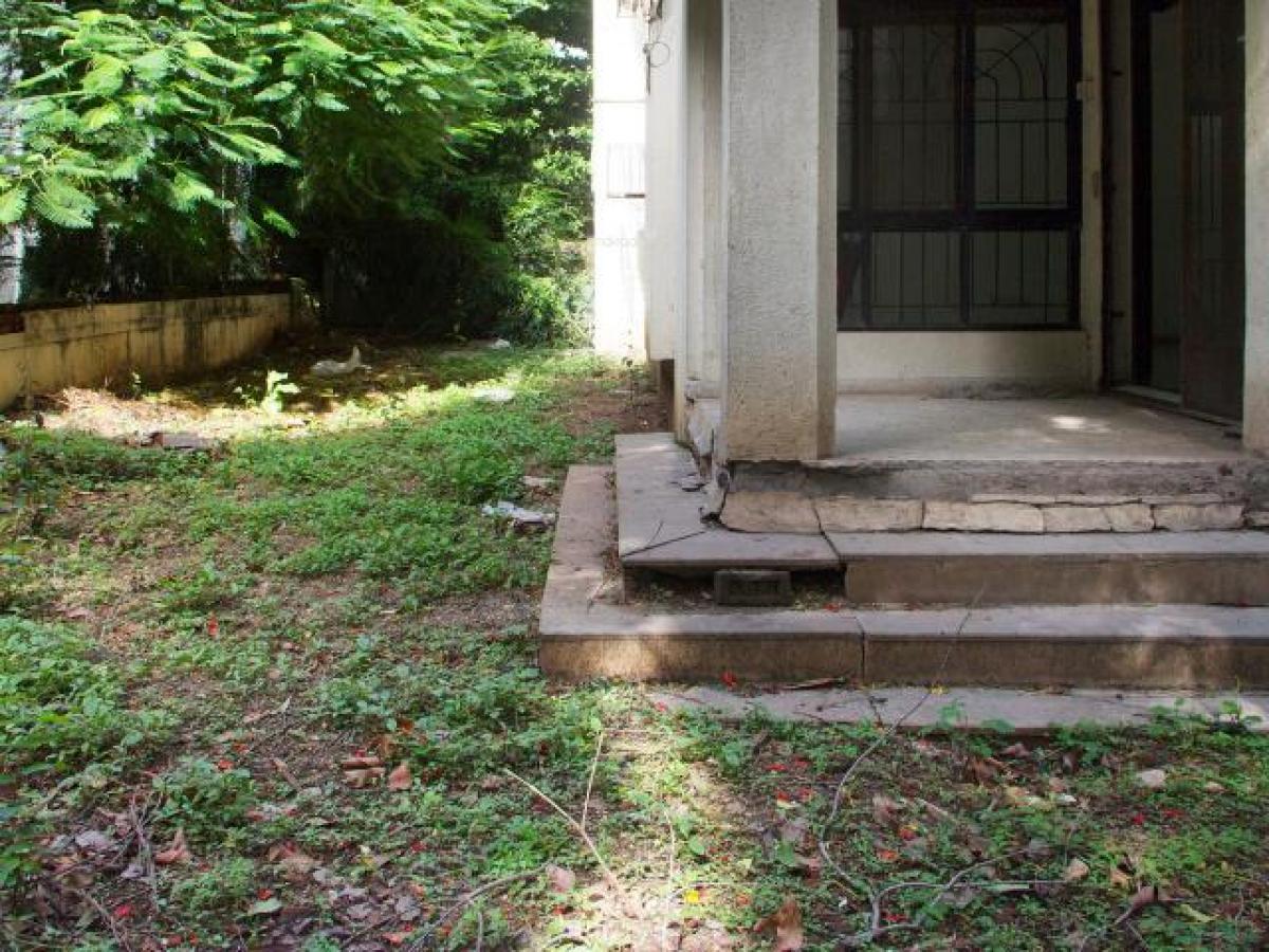 Studio in Pune, India No. 18140