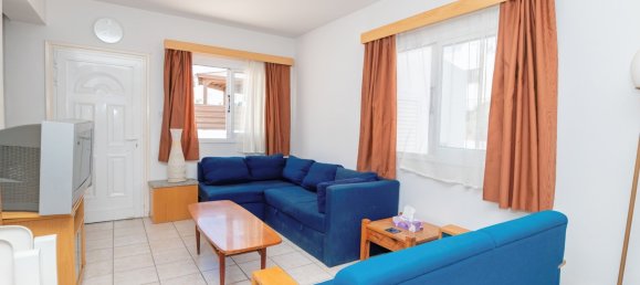 2 bedrooms Villa in Paralimni, Cyprus No. 21850 7