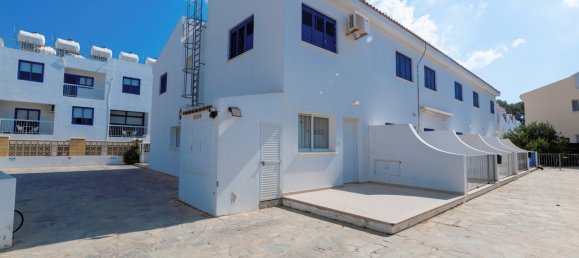 2 bedrooms Villa in Paralimni, Cyprus No. 21850 22