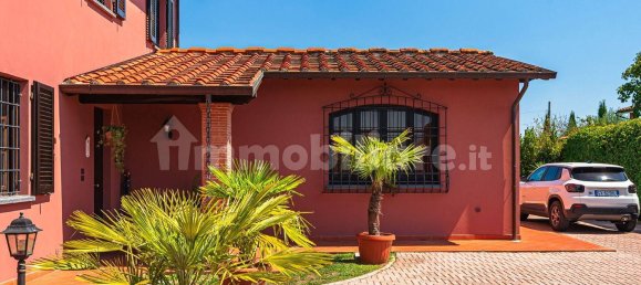 3 bedrooms Villa in Montecarlo, Italy No. 325620 6