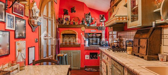 3 bedrooms Villa in Montecarlo, Italy No. 325620 23