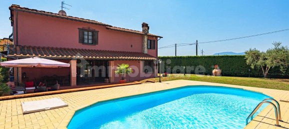 3 bedrooms Villa in Montecarlo, Italy No. 325620 18
