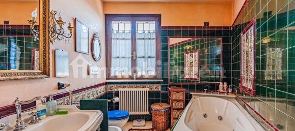 3 bedrooms Villa in Montecarlo, Italy No. 325620 28