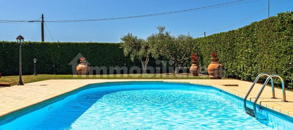 3 bedrooms Villa in Montecarlo, Italy No. 325620 19