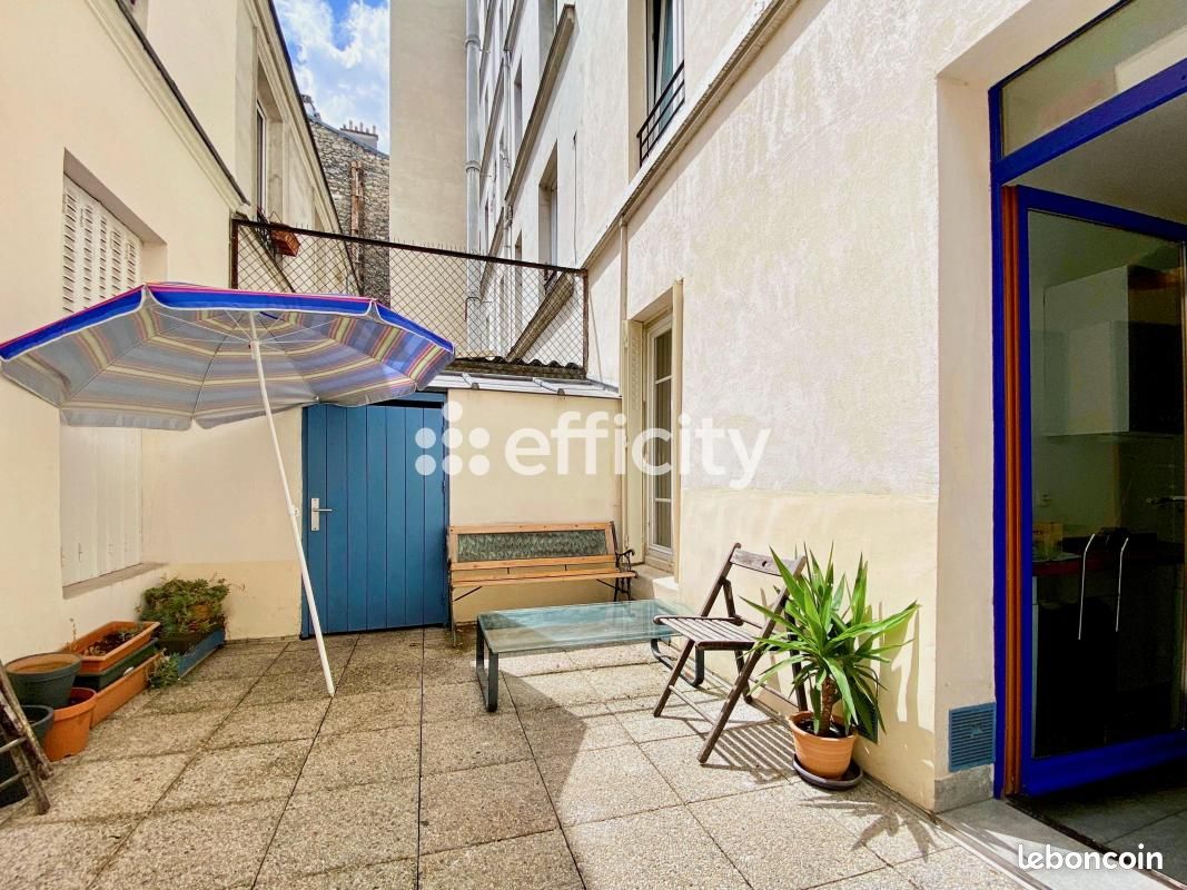 1 bedroom Apartment in Paris, France No. 329866